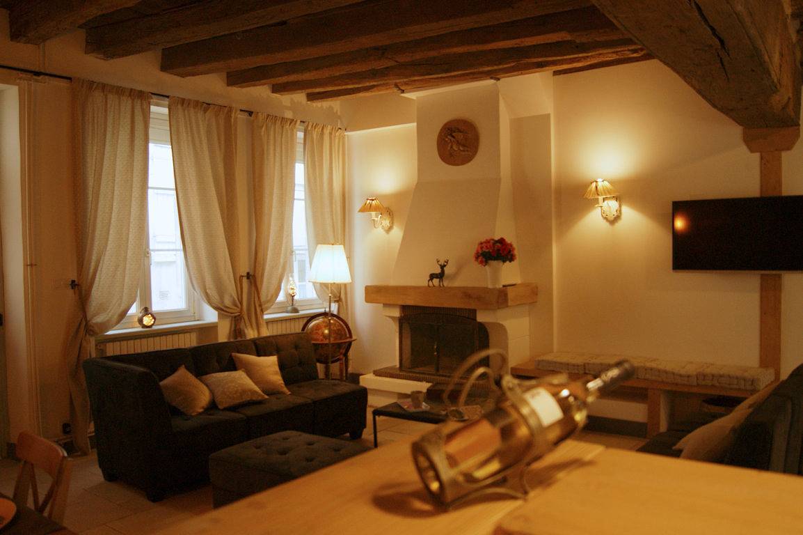 Maison de charme d'Elisabeth Au 9 rue de la Paix à Sancerre in Sancerre, Bourges region