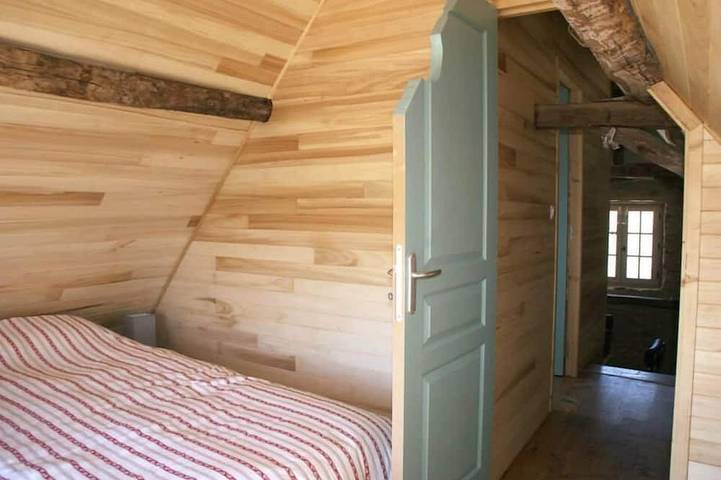 Gîte pour 4 personnes, avec jardin et jacuzzi à Plazac - 3