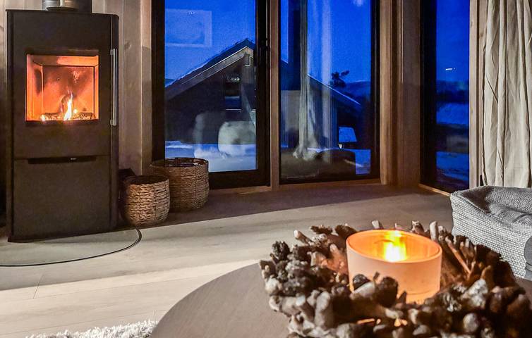 Ferienhaus für 7 Personen mit Sauna in Bø
