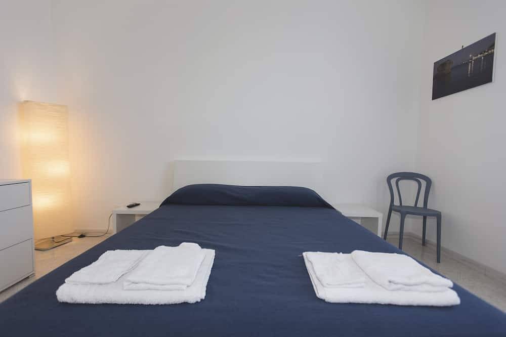 Ganze Wohnung, Comfortable Holiday Home with City-Sea View in center of Lacco Ameno (Ischia) in Lacco Ameno, Ischia