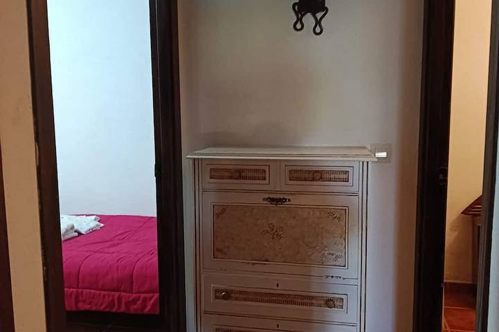 Country cottage. Totally isolated. Near Petrola salt lakes in Pétrola, Albacete Provinz