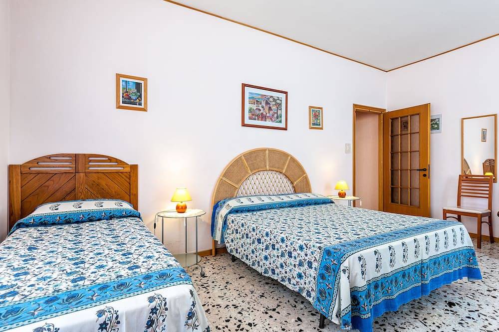 Apartamento entero, Fantástica casa de vacaciones en Roma Wi-Fi gratuito a 10 minutos del Vaticano in Primavalle, Roma