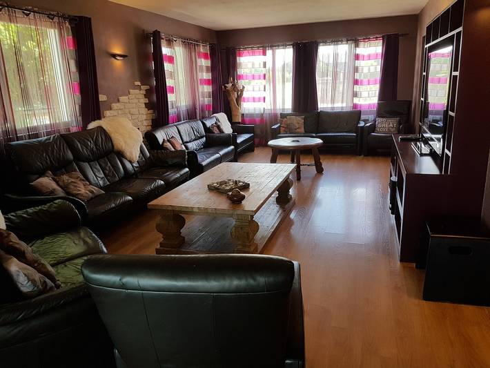 Location de vacances pour 18 personnes, avec sauna et terrasse, adapté aux familles à Stavelot - 2