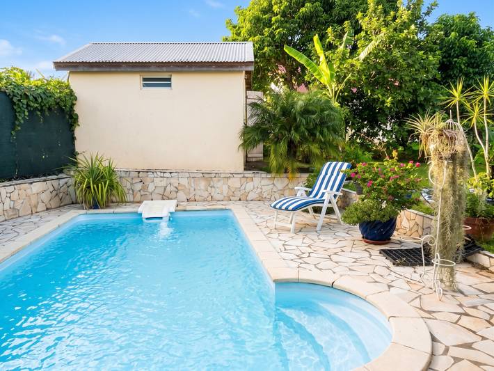 Entire studio, Cosy Studio in Baie Mahault - 20 sqm with Private Pool in Baie-Mahault, Guadeloupe (Caribbean)