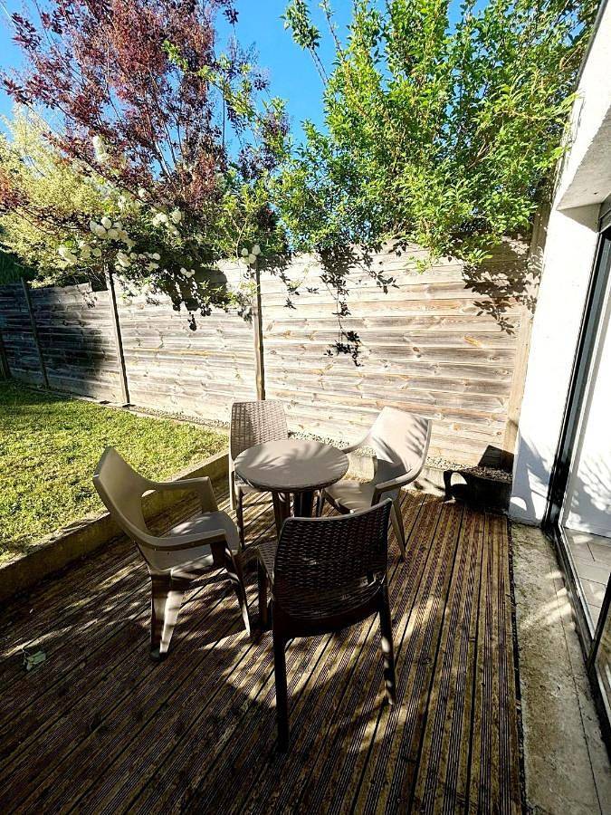 Appartement de vacances pour 3 personnes, avec jardin et vue