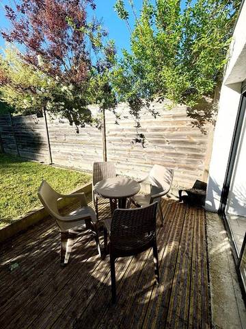 Gîte pour 3 personnes, avec jardin et vue dans Zoo d'Amnéville