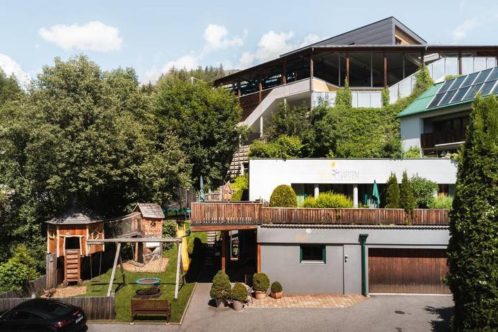 Gîte pour 6 personnes, avec jardin ainsi que sauna et vue à Serfaus