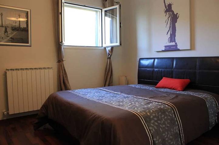 Location de vacances pour 10 personnes, avec jacuzzi ainsi que jardin et sauna à Dolceacqua - 4