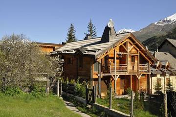 Chalet pour 4 personnes, avec jardin et terrasse dans Serre Chevalier