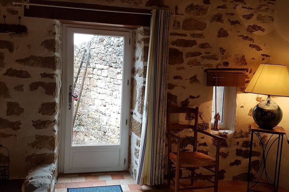 La Terrasse De Peyre room \"La Provençale in Comprégnac, Parc naturel régional des Grands Causses