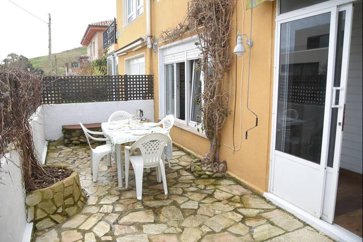 Gîte pour 4 personnes, avec terrasse ainsi que vue sur l’océan et jardin à Suances - 3