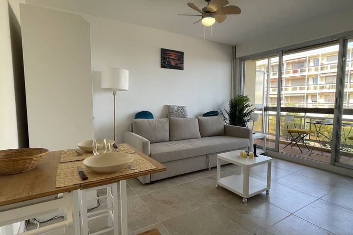 Gîte pour 2 personnes, avec terrasse, animaux acceptés à Sainte-Maxime - 3