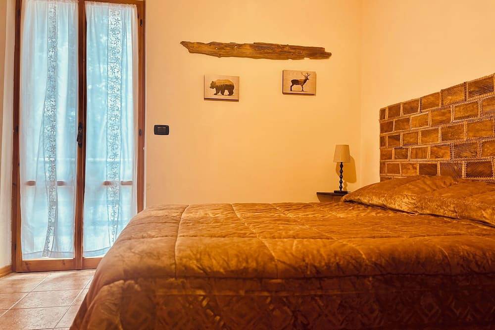 Appartement entier, Cozy vacation home, with pets allowed in Campo di Giove, Parc National de la Majella