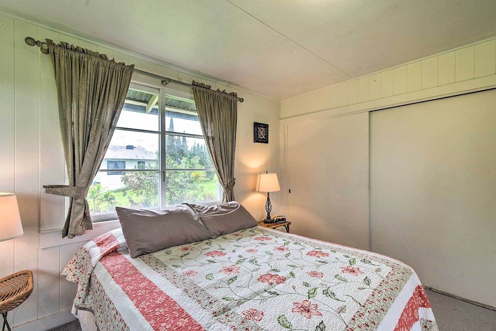 Hilo Home Base - 3 Miles to State Park & Beach! in Hilo, South Hilo