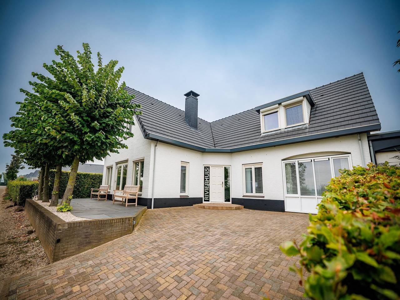 Geräumige Villa am See in Maurik, Gelderland