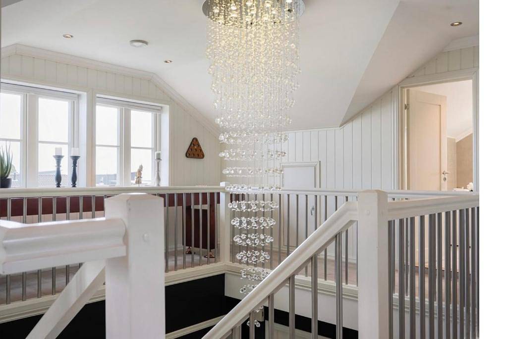 Romslig hus med jacuzzi, spillrom og stor terrasse in Fredrikstad