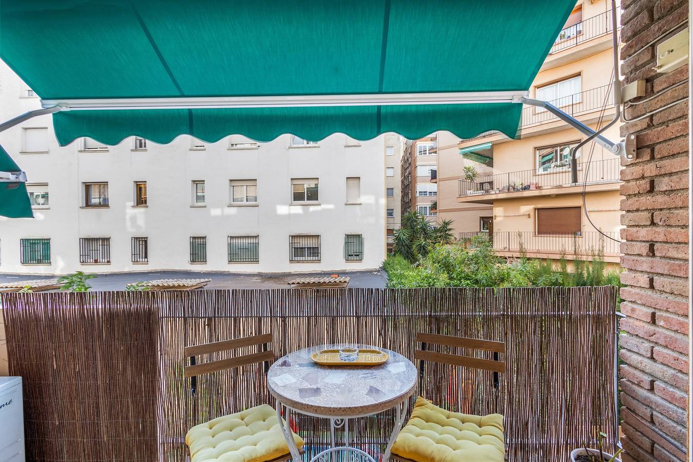 Ganze Wohnung, Apartment „A 5 Min De La Playa“ mit Balkon, Wlan und Klimaanlage in Premià de Mar, Costa del Maresme