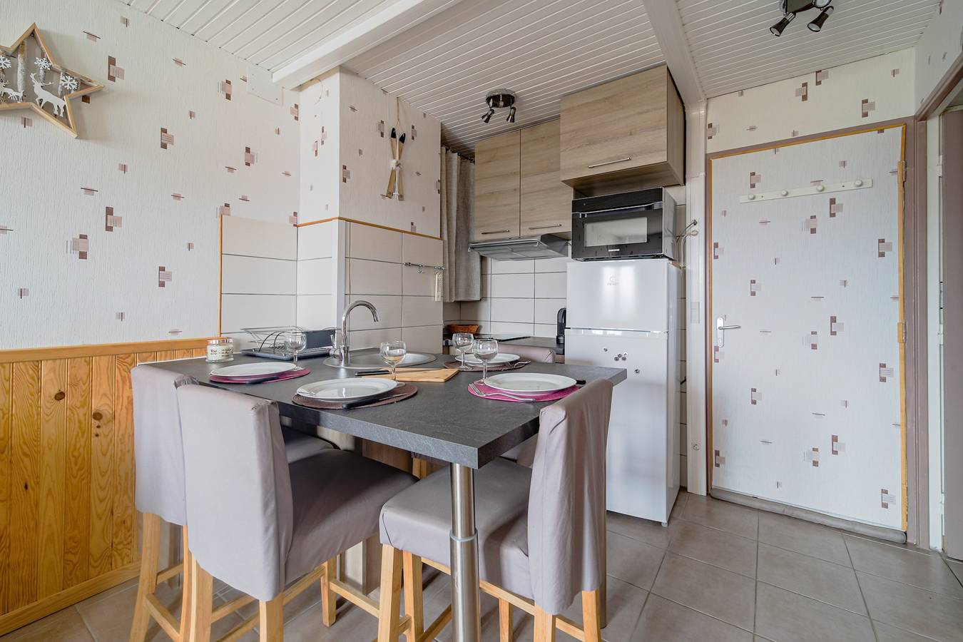 Appartement entier, Bulle de neige - Studio à 2min à pieds des pistes in Les Angles, Région de Prades