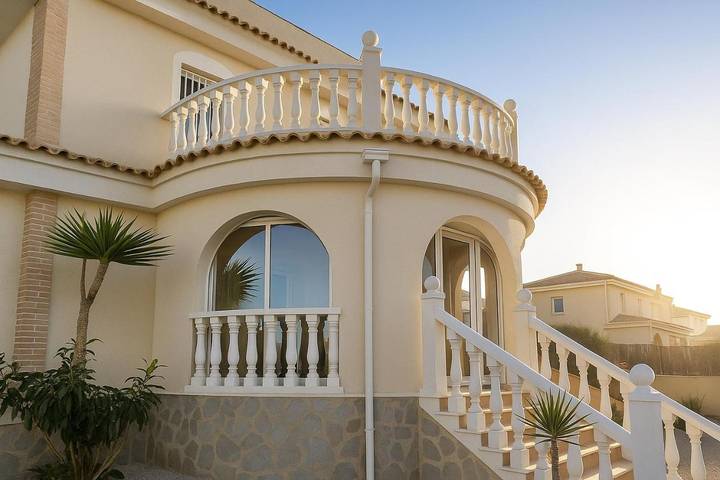 Casa rural para 6 personas, con piscina además de vistas y jardín en Santa Pola - 3