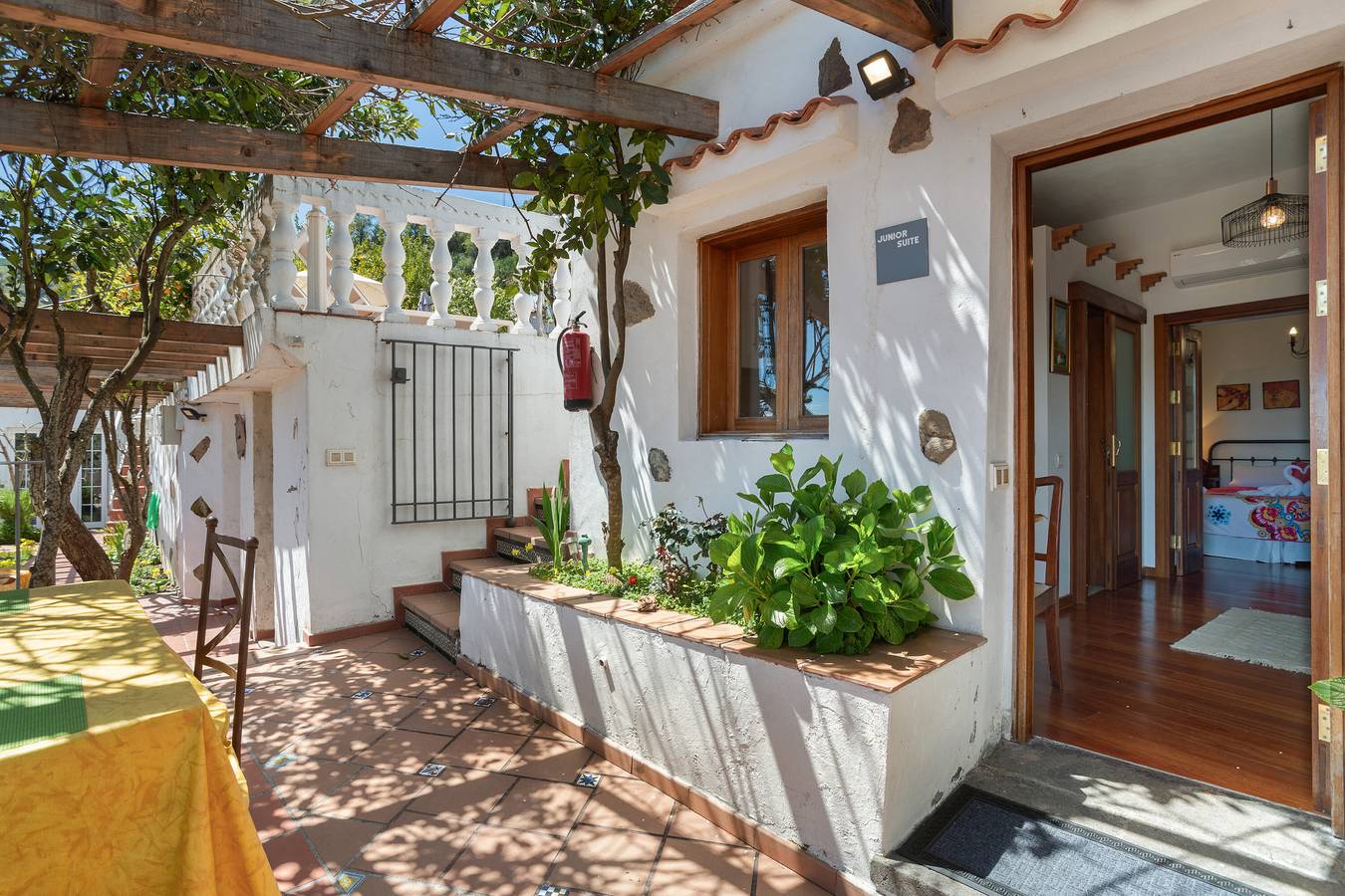 Appartement entier, Vacances 'Junior Suite' avec vue sur les montagnes, Wi-Fi et climatisation in El Peñón, Vega de San Mateo