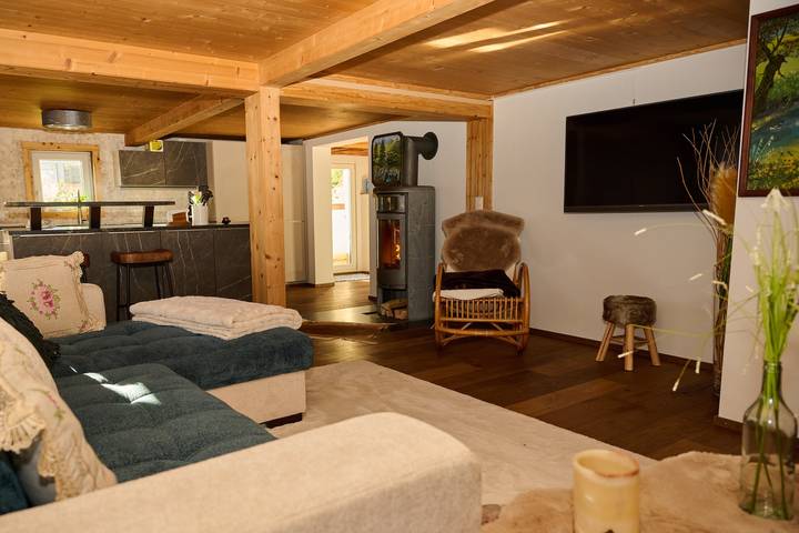 Ganze Ferienwohnung, Ferienhaus Luisa - 2.5-Zimmerwohnung in Pfäfers Bad, Bad Ragaz