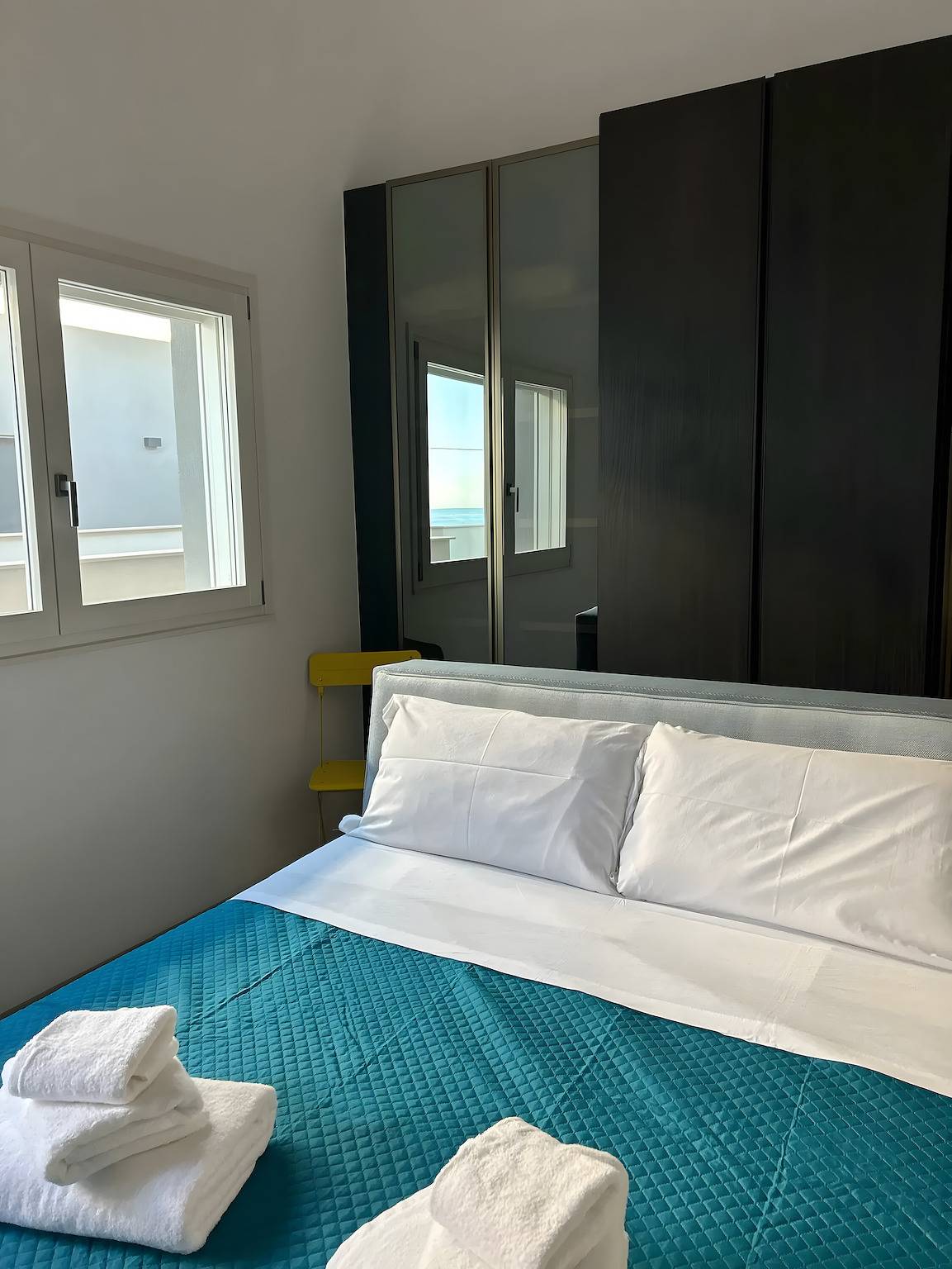 Appartement 'Luxury Room' avec vue sur la mer, Wi-Fi et climatisation in Bari, Province de Bari