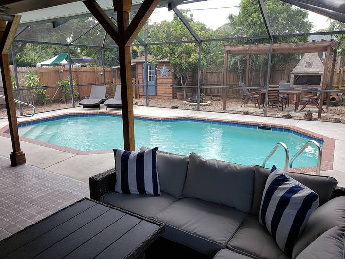 Vacation rental for 10 people, with terrace in North Naples