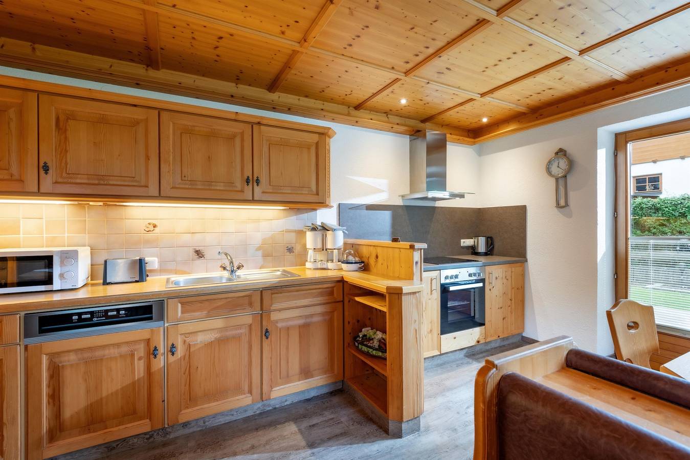 Ganze Ferienwohnung, Haus Schroll in Ried im Zillertal, Ski-Optimal Hochzillertal