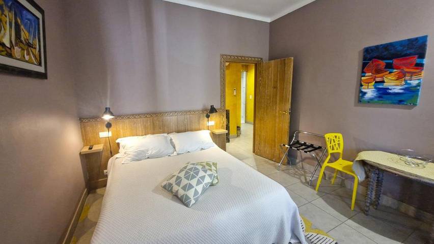 Chambre d’hôte pour 4 personnes, avec piscine ainsi que vue et jardin dans les Pyrénées-Orientales - 2