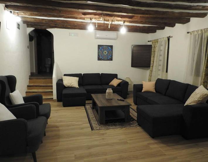 Landhaus 'Casa Larralde' mit Gemeinschaftspool, Wlan und Klimaanlage in Bisimbre, Saragossa Provinz