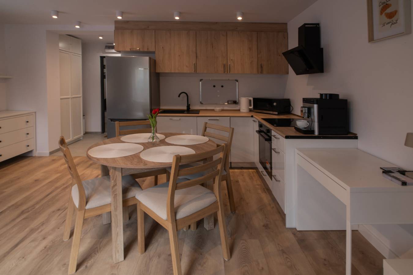 Ganze Wohnung, Secluded Apartment | Terrace | Desk & Parking in Ostrowo, powiat ostrowski