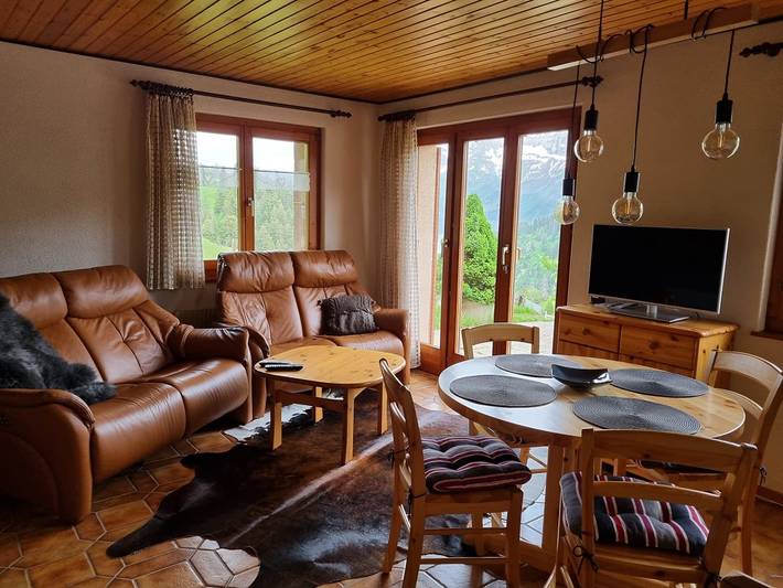 Gîte pour 4 personnes, avec terrasse dans Les Crosets - 2