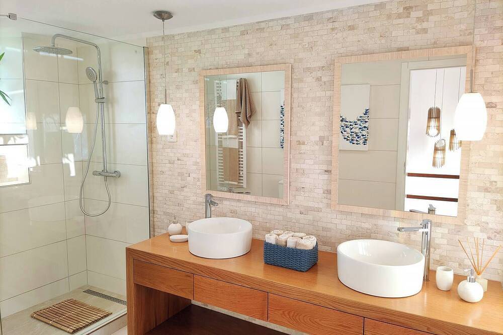 Apartamento inteiro, Charming Algarve Townhouse w/Terraces, Pool &View in Albufeira, Distrito de Faro