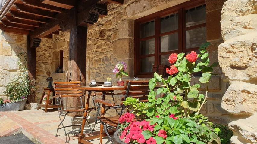 Apartamento de vacaciones para 5 personas, con terraza en Costa Occidental (Cantabria) - 2