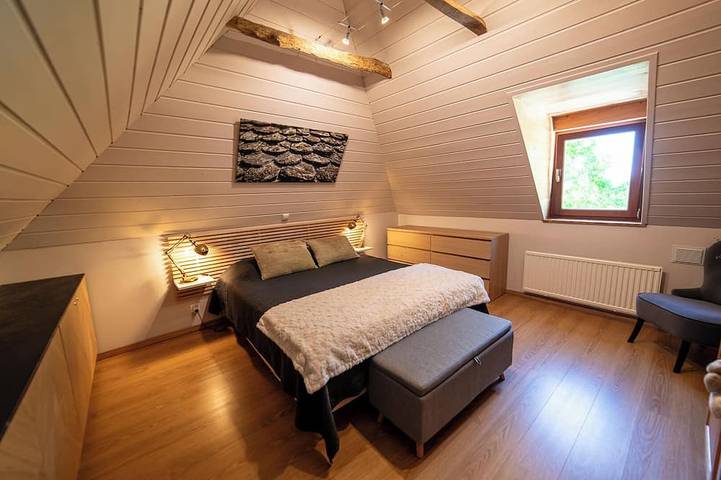 Location de vacances pour 6 personnes, avec jardin et terrasse à Coubisou - 4