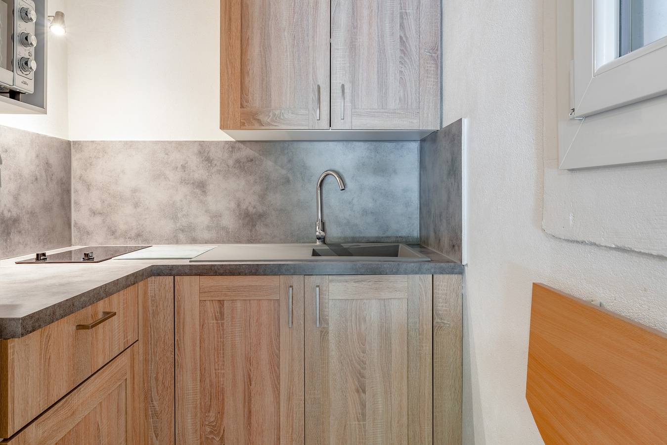 Studio entier, Appartement « Appt Saint Remy De Provence » avec terrasse privée et Wi-Fi in Saint-Rémy-de-Provence, Région d'Arles