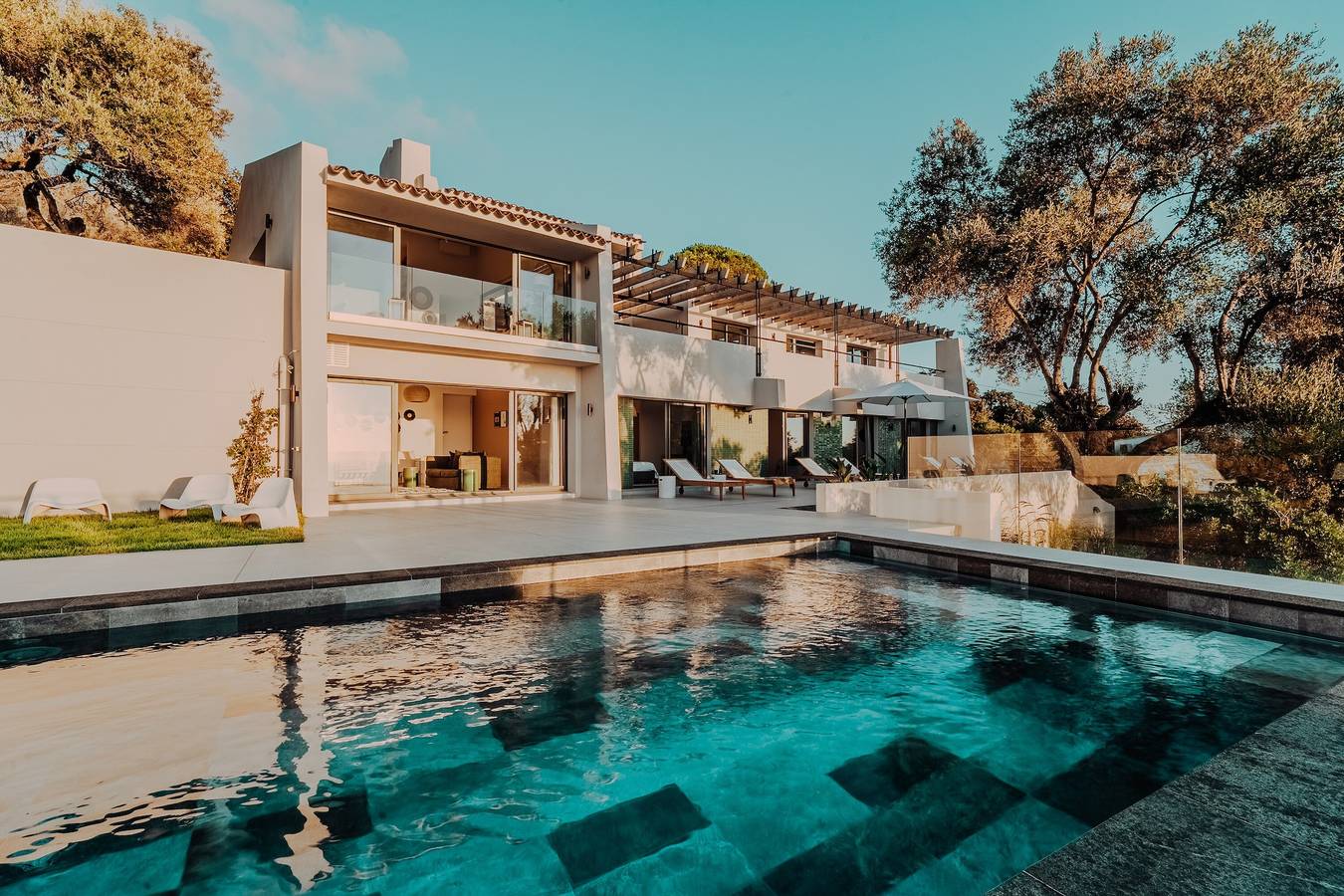 La Thébaïde, villa de lujo con piscina de sal y vistas al mar in Cargèse, Parc naturel régional de Corse