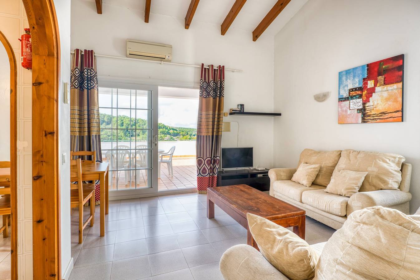 Apartamento entero, Apartamento "Green Park B18" con terrazas privadas, piscina compartida y Wi-Fi in Son Parc, Es Mercadal