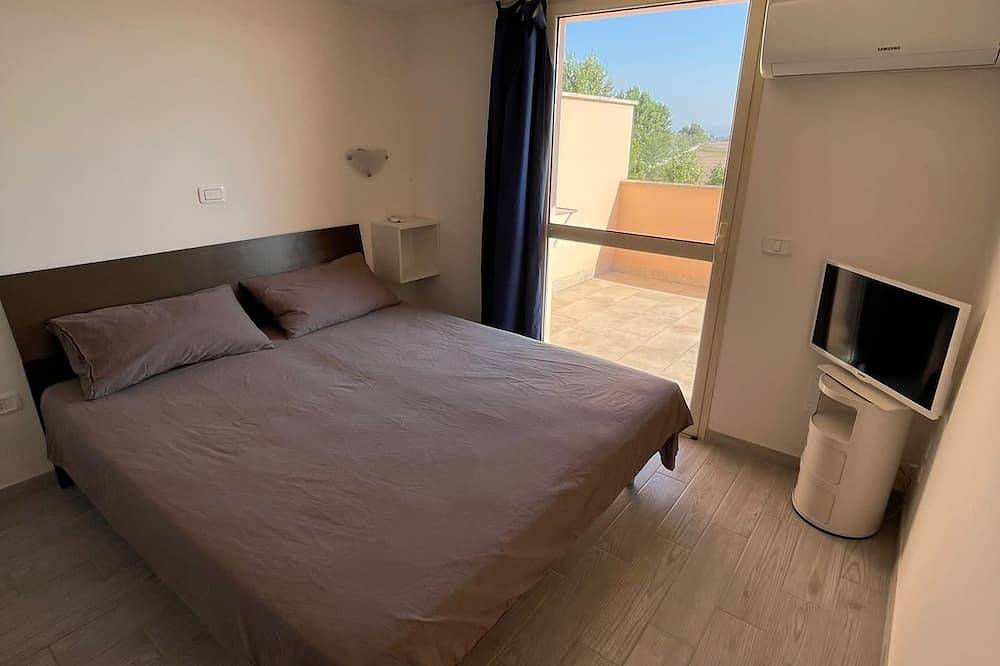 Holiday Home 'Rio Home' with Private Terrace and Air Conditioning in Principina A Mare, Grosseto