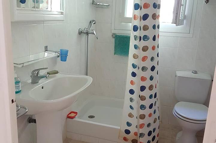 Location de vacances pour 3 personnes, avec jardin et terrasse, animaux acceptés à Carry-le-Rouet - 3