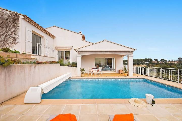 Villa pour 4 personnes, avec balcon à Hyeres