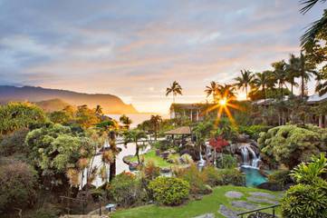 Station pour 4 personnes, avec piscine ainsi que jardin et jacuzzi dans Hawai