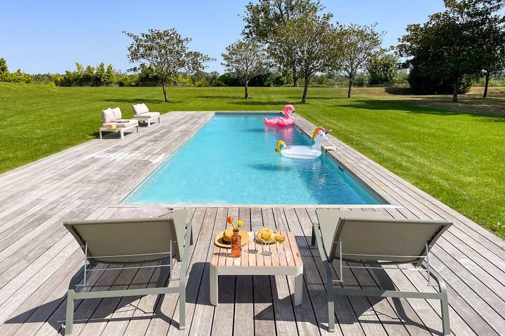 Location de vacances pour 17 personnes, avec Piscine et Sauna à Arcins