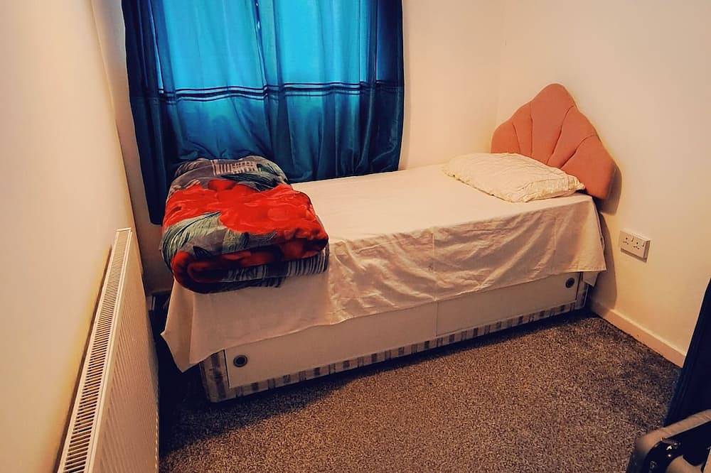 Female and Couple Friendly Single Room in Bradford, Yorkshire del Oeste
