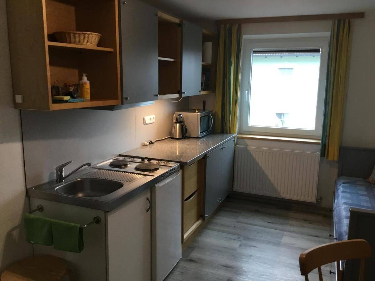 Ganze Ferienwohnung, Family Room with Private External Bathroom in Gemeinde Mattsee, Bezirk Salzburg-Umgebung