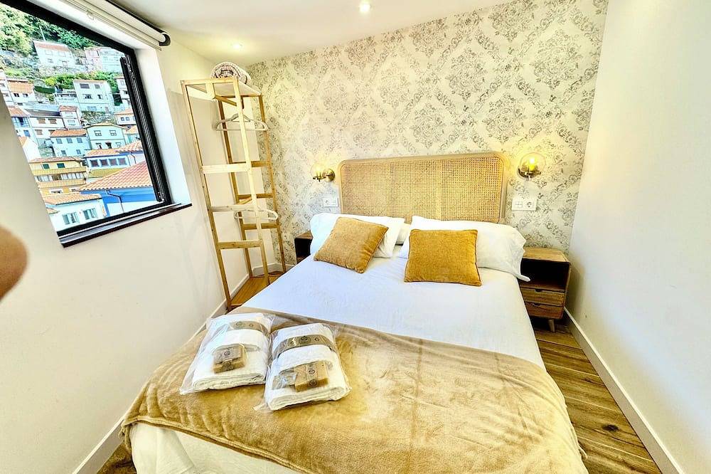 Entire apartment, Gestviva Casa Urbanin Iii in Cudillero, Costa Verde (Spain)