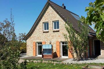 Ferienhaus für 9 Personen, mit Garten in Sagard