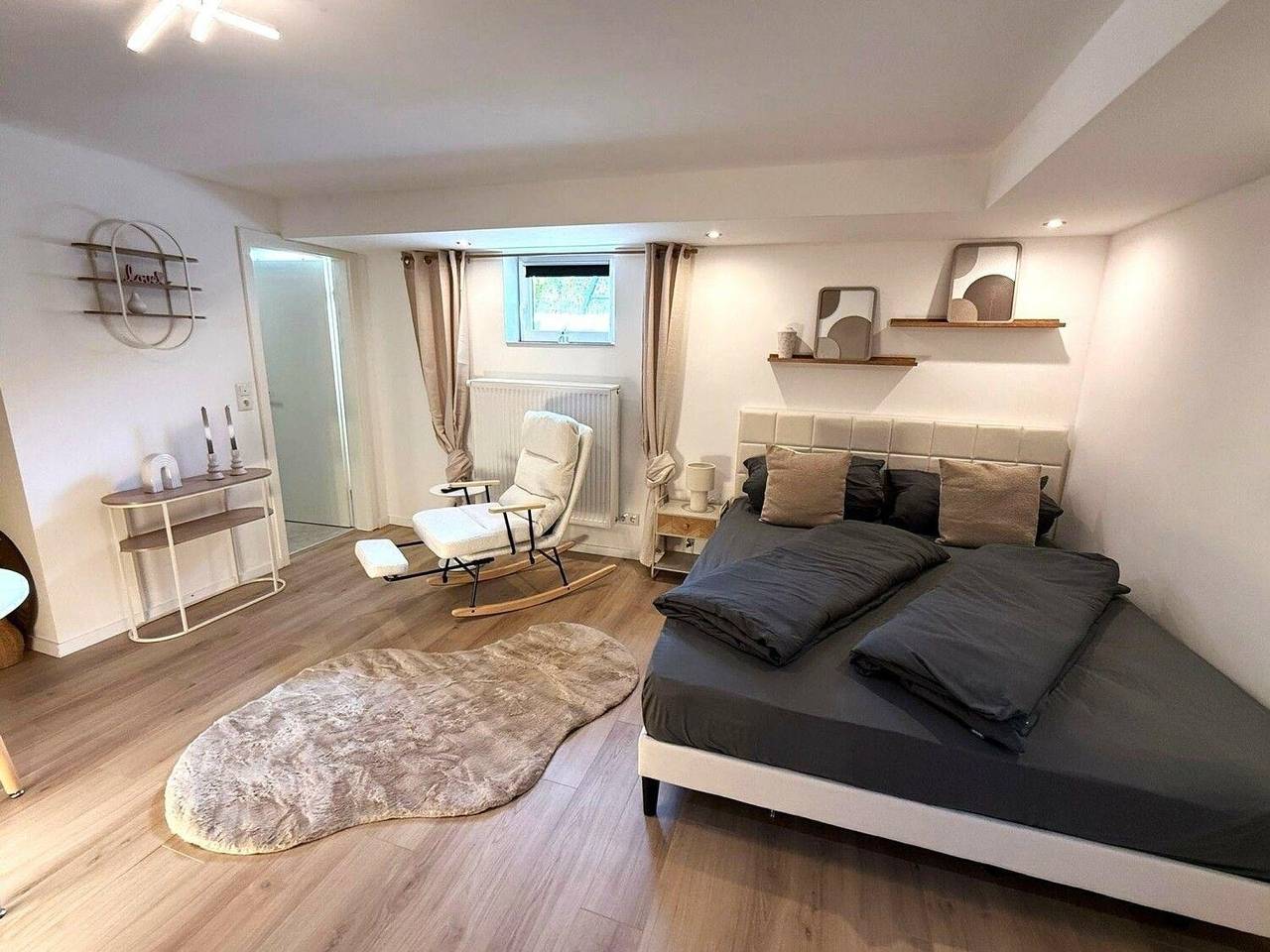 Ganze Ferienwohnung, Allgäu-Nest mit Stellplatz – Naturnah und Urban in Durach, Bayerisch Schwaben