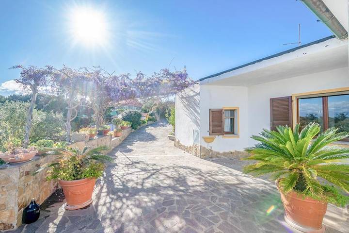Villa pour 5 personnes, avec vue et jardin, animaux acceptés dans La Maddalena - 4