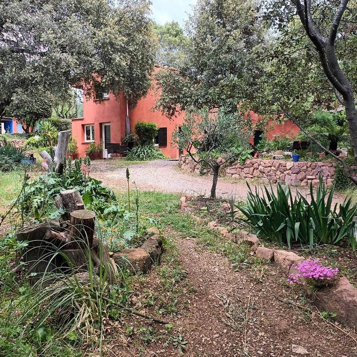 Gîte pour 2 personnes, avec terrasse et jardin à Puget-Ville - 4